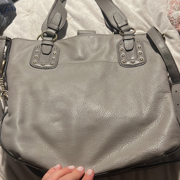 Large Michael Kors purse, grey with gold accents - Picture 3 of 6